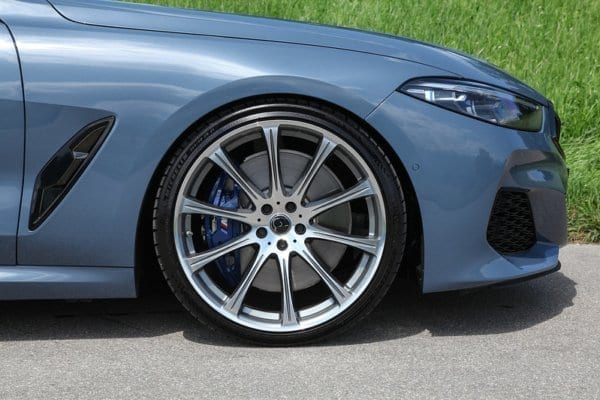 Complete Wheel and Tire Set for THE 8 - BMW 8 series G14, G15, G16
