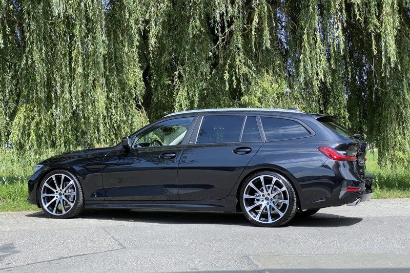 This or an M3 Touring? BMW G21 LCI M340i MEGA BUILD 