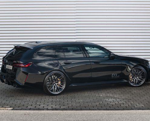 BMW M5 G99 Touring Wagon lowering springs kit forged wheels exhaust